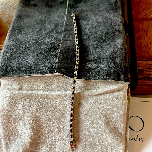 Sapphire and Diamond Tennis bracelet - Picture 2 of 5